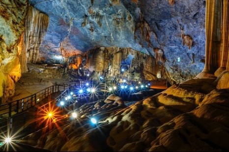 Tour Du Lịch Sài Gòn - Đà Nẵng - Huế - Động Phong Nha 3 Ngày 2 Đêm